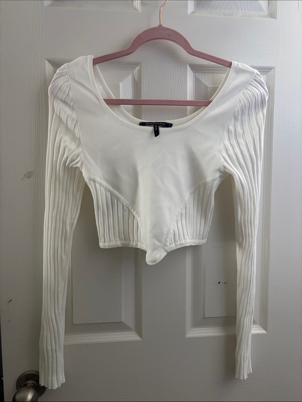 BCBGMaxAzria White Ribbed Long-Sleeve Cropped Top